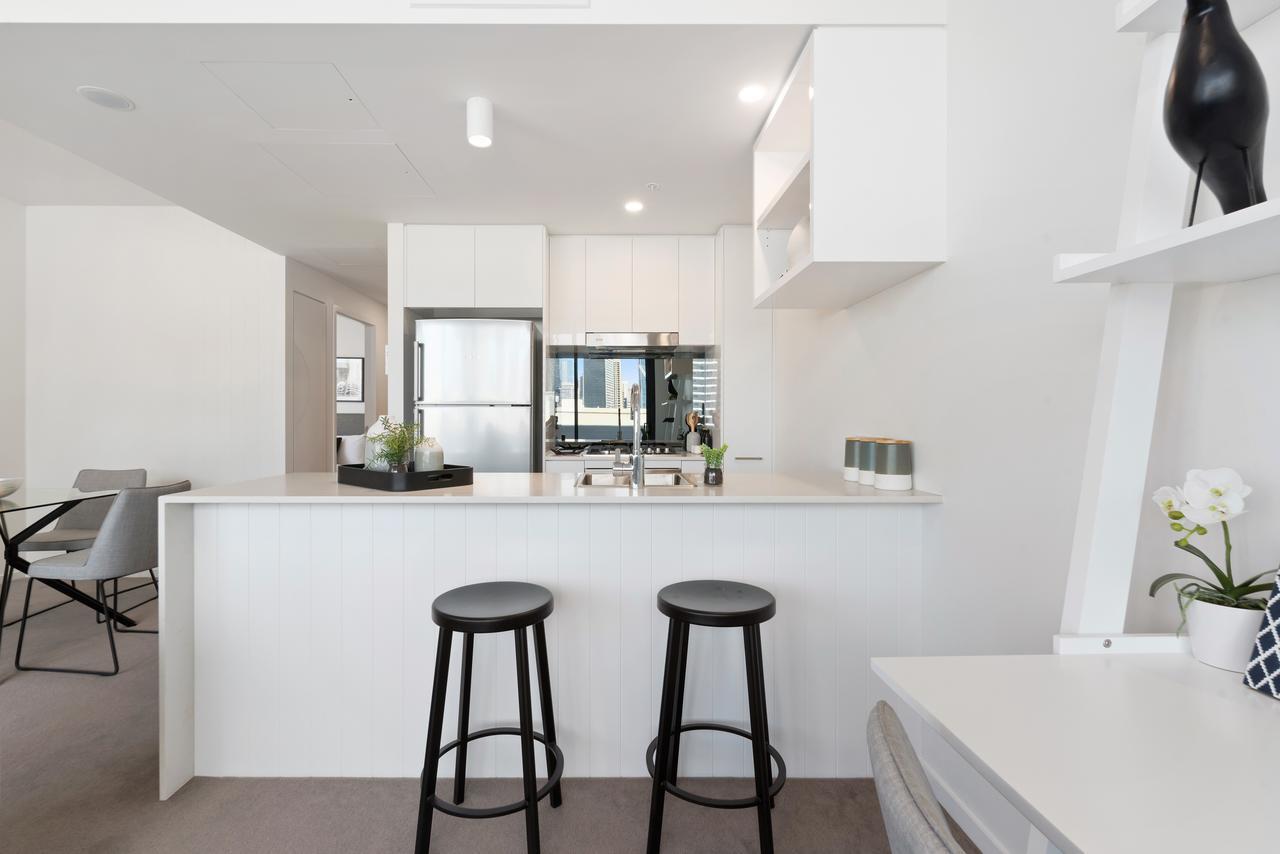 Two-Bedroom Two-Bathroom Apartment,642488838:JPEG